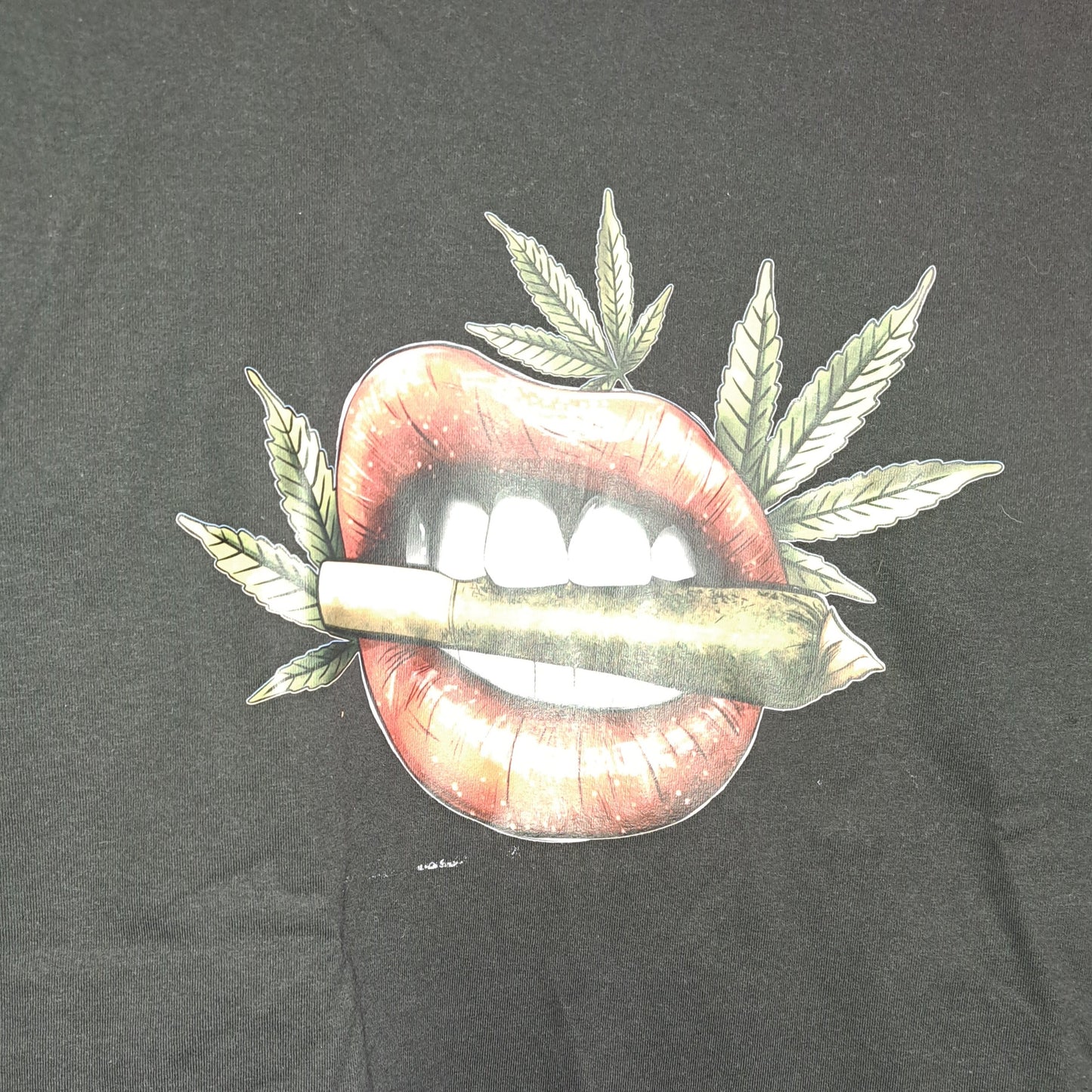 420 Lips Tee